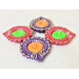 Fancy Diyas Set with Wax (4 Pcs)